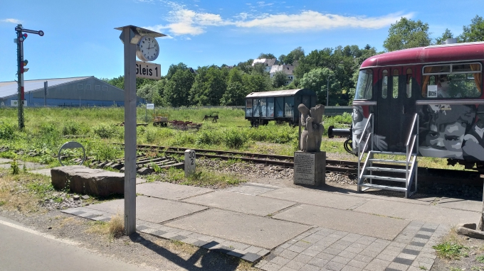 1 Bild 1